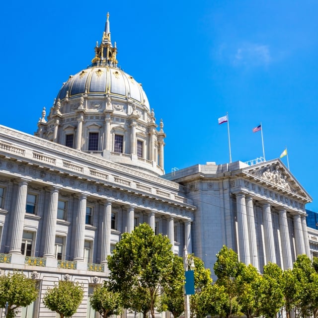 Exterior view of city hall in san francisco